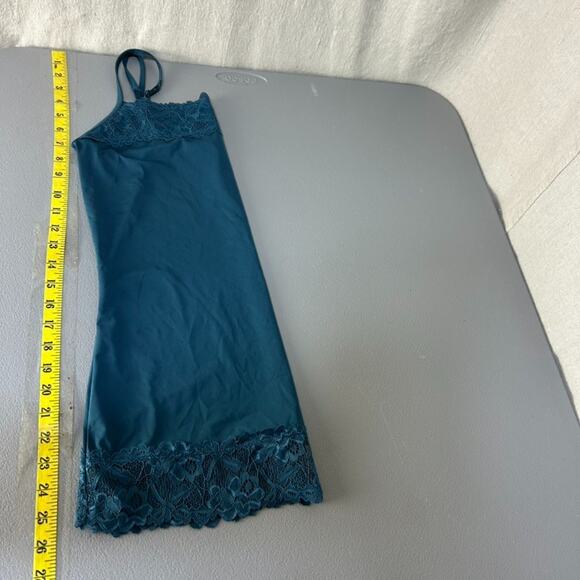 Maurices Womens Lace Trim Y2K Cami Tank Top Size M Preppy Fairy Whimsigoth - Picture 6 of 8